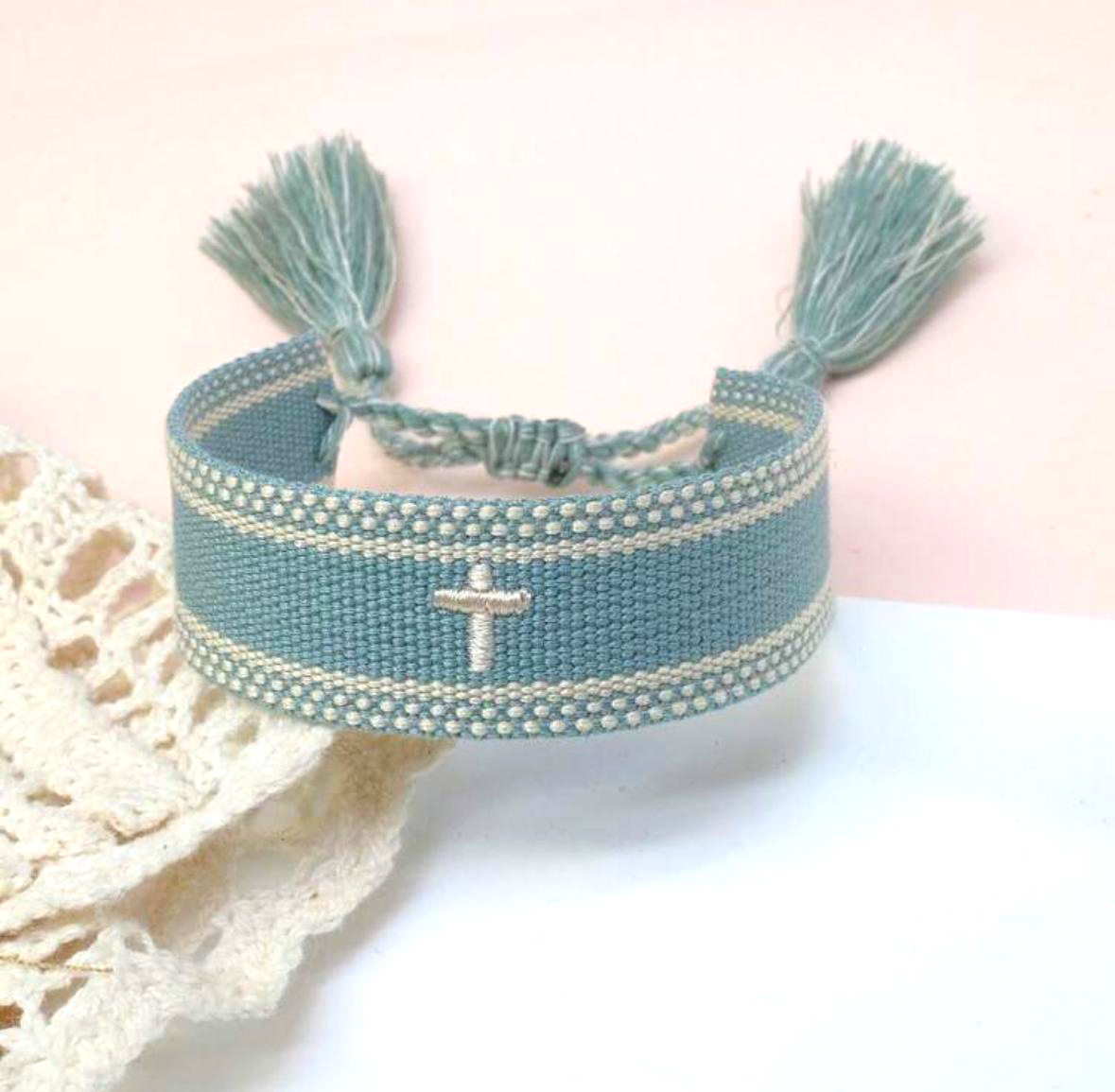 Pulsera de hilo bordada (5)