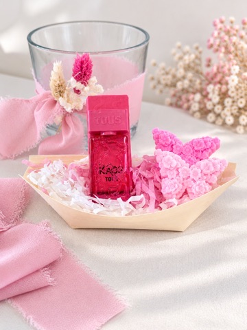 Mini perfume Tous Kaos con Mariposas de jabon en Barquito De Bambu